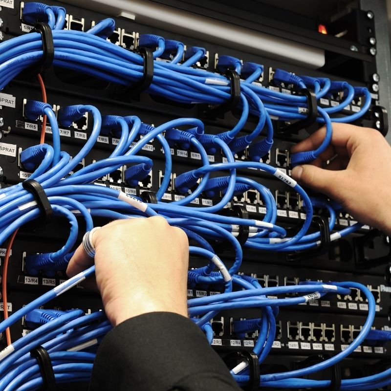 Structured network cabling and IT infrastructure installation — Diskel